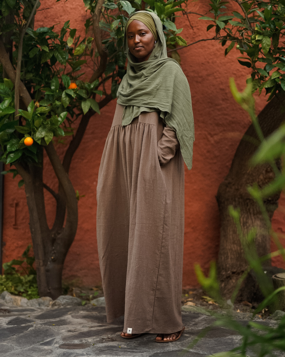 Cotton Abaya "Maya" aus Baumwolle (Brown)