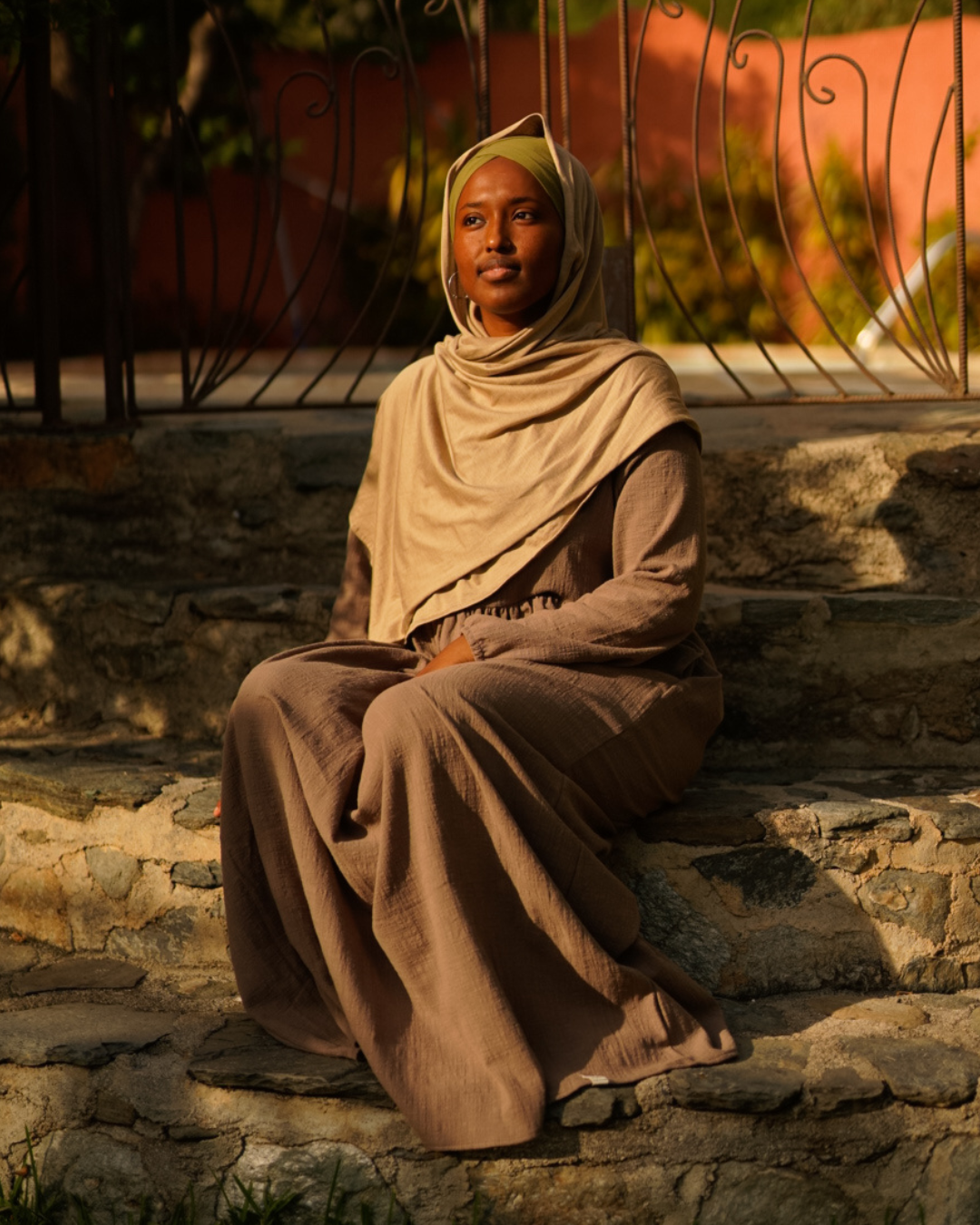 Cotton Abaya "Maya" aus Baumwolle (Brown)