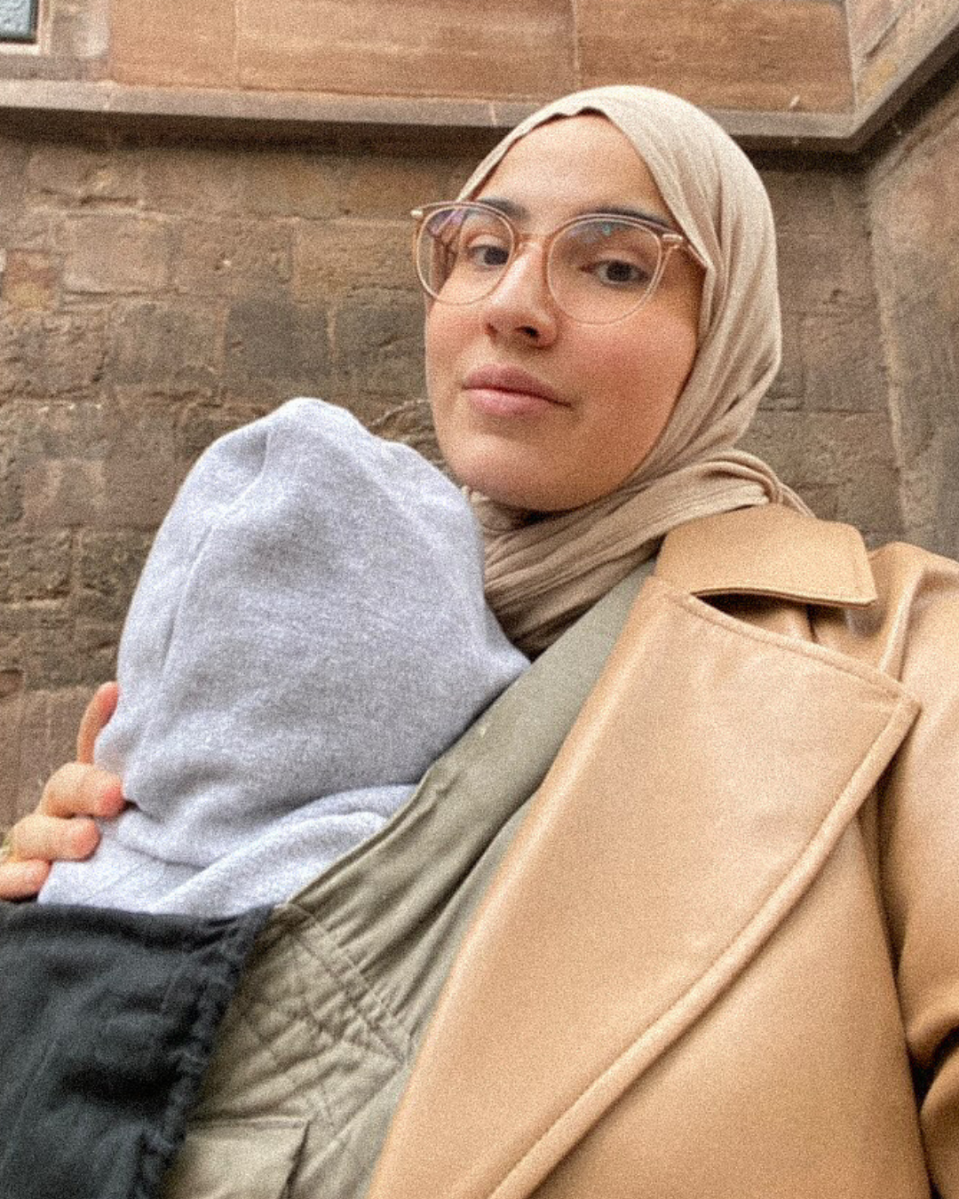 Crinkle chiffon hijab "Sandy" made of viscose and linen (sand)