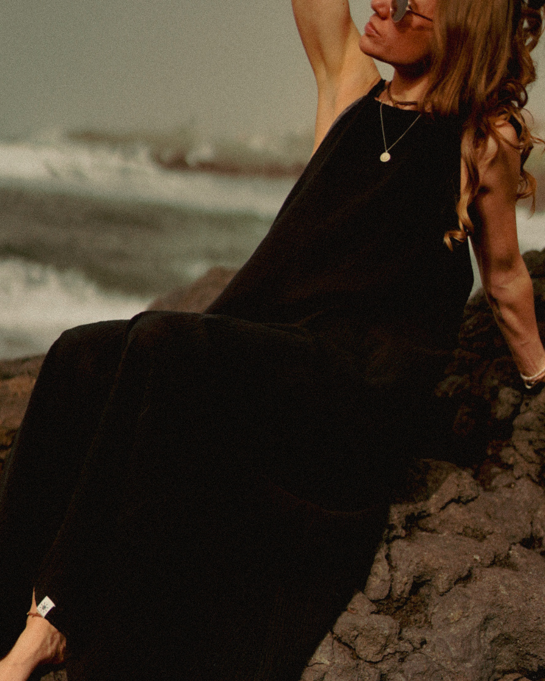 Robe nouée en coton biologique « Irma » (noir)