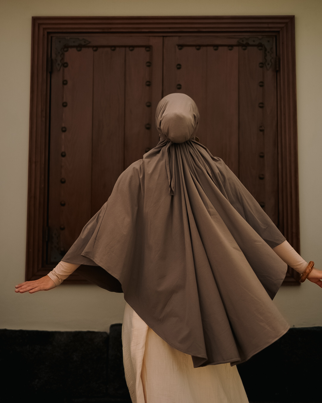 Organic Cotton Jersey Khimar (Walnut)