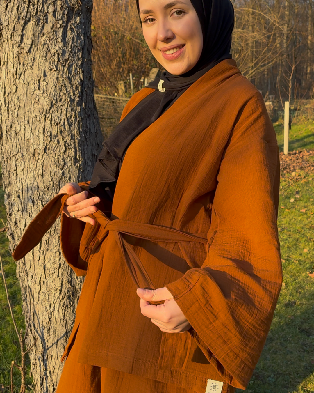 Kimono en mousseline « Juniper » en coton biologique (Caramel)