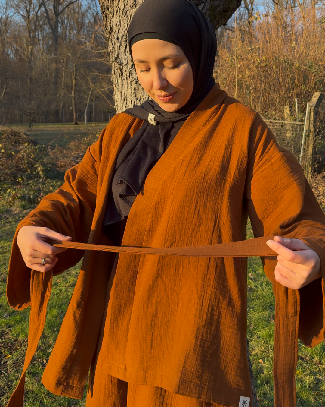 Kimono en mousseline « Juniper » en coton biologique (Caramel)