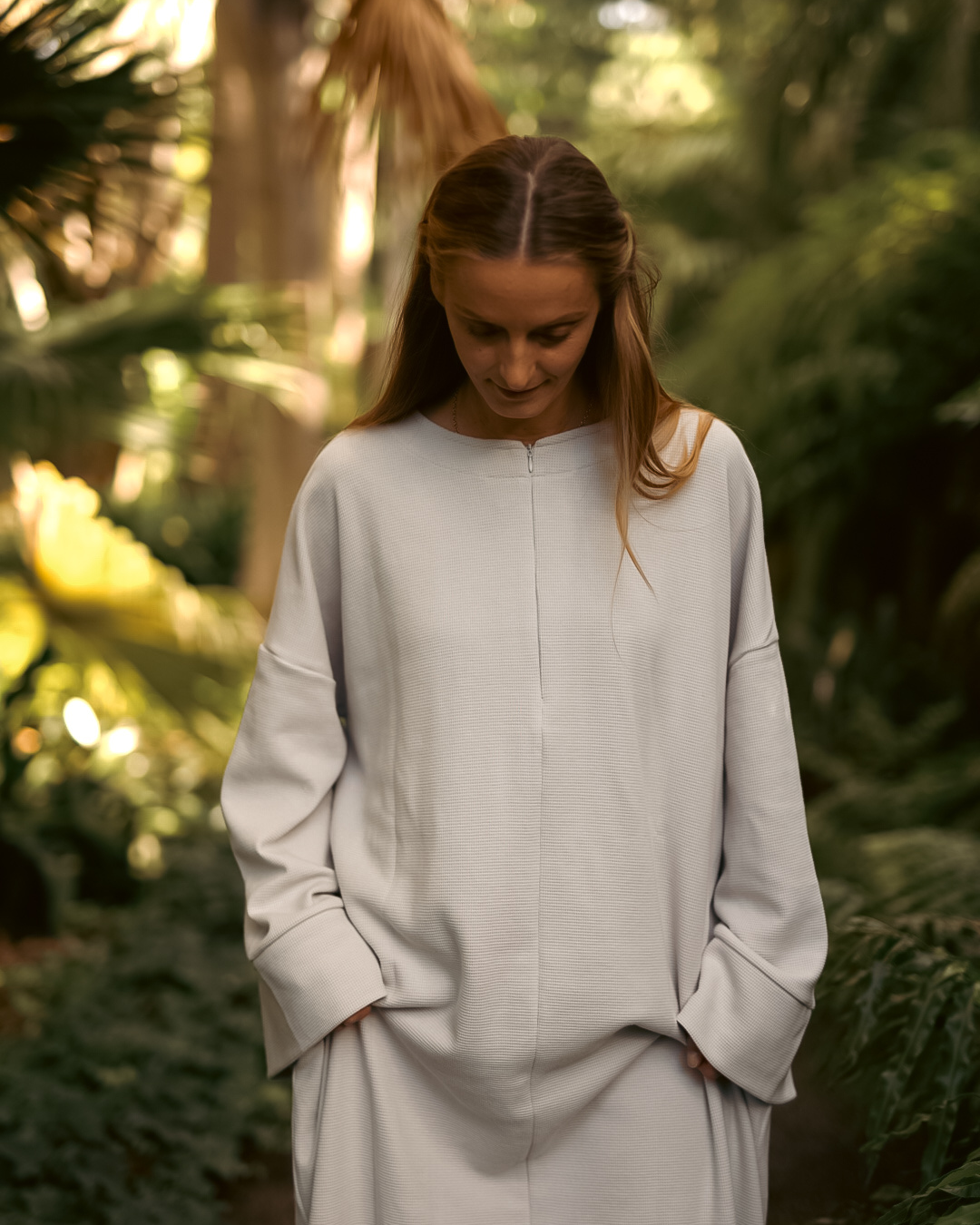 Warme Abaya "Laila" aus Bio-Baumwolle (Cloud Dancer)