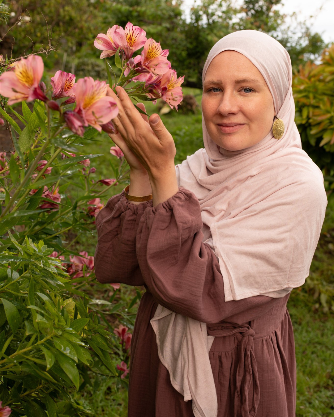 Ultra Light Hijab aus Micromodal und Cashmere "Larela" (Strawberry Cream)