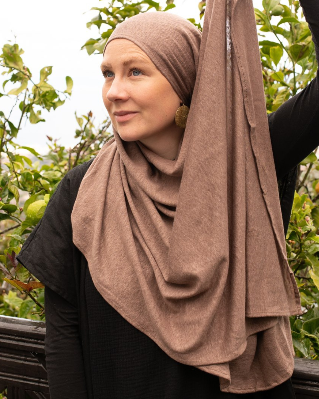 Hijab en jersey « Leena » - 100 % lin (taupe foncé)