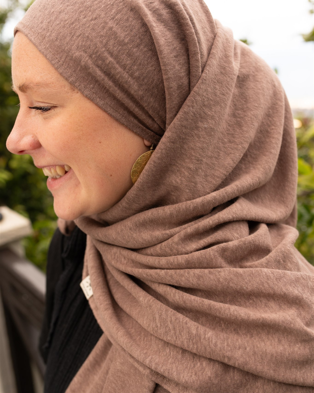 Hijab en jersey « Leena » - 100 % lin (taupe foncé)