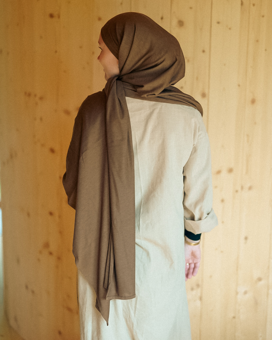 Premium Jersey Hijab "Mariposa" aus Seide und Bio-Baumwolle (Chestnut)