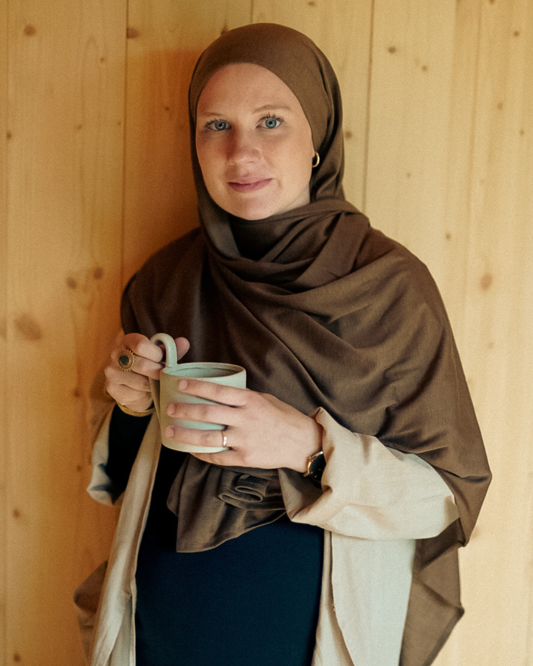 Premium Jersey Hijab "Mariposa" made of silk and organic cotton (Chestnut)