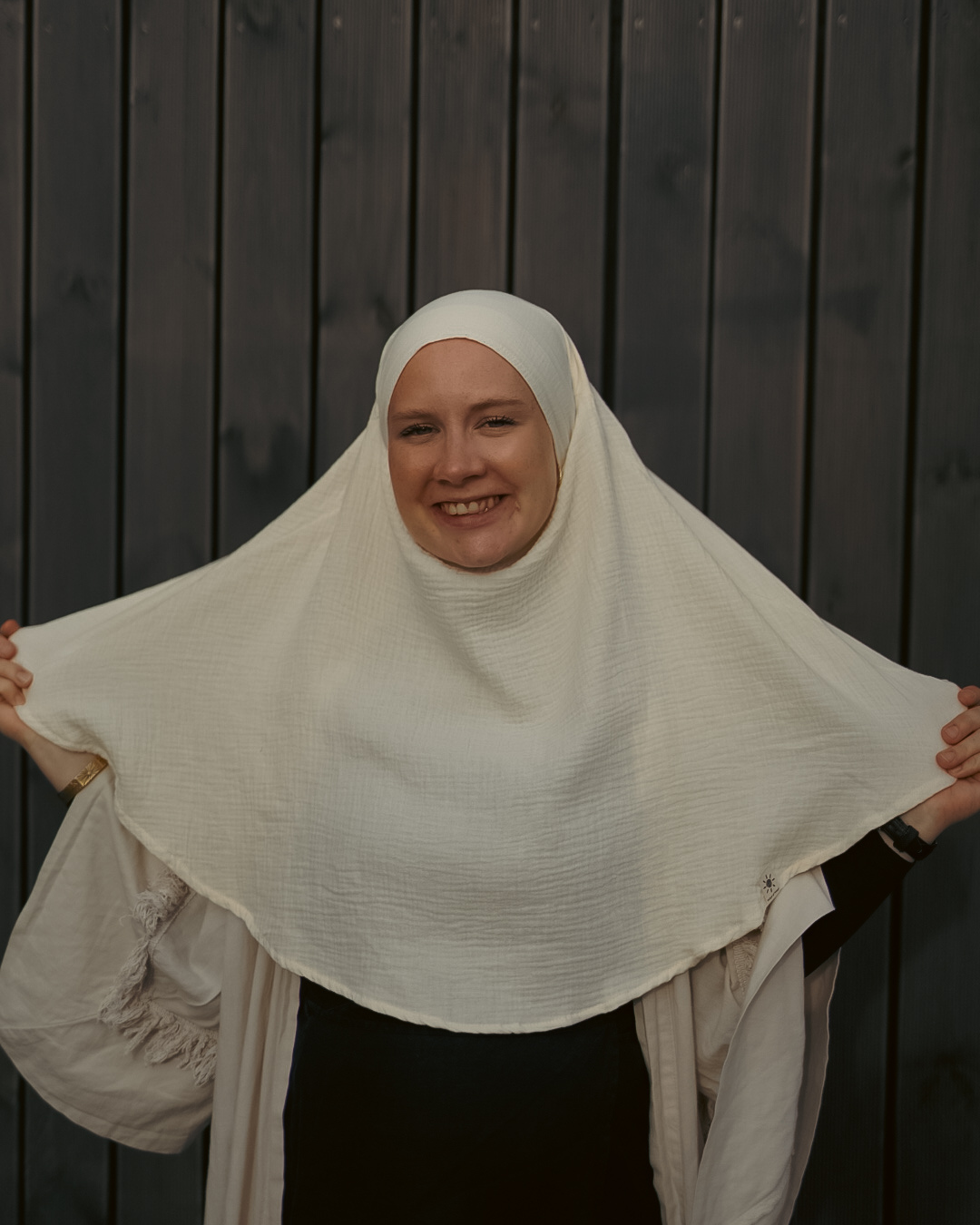 Mini Muslin Khimar (Beige)