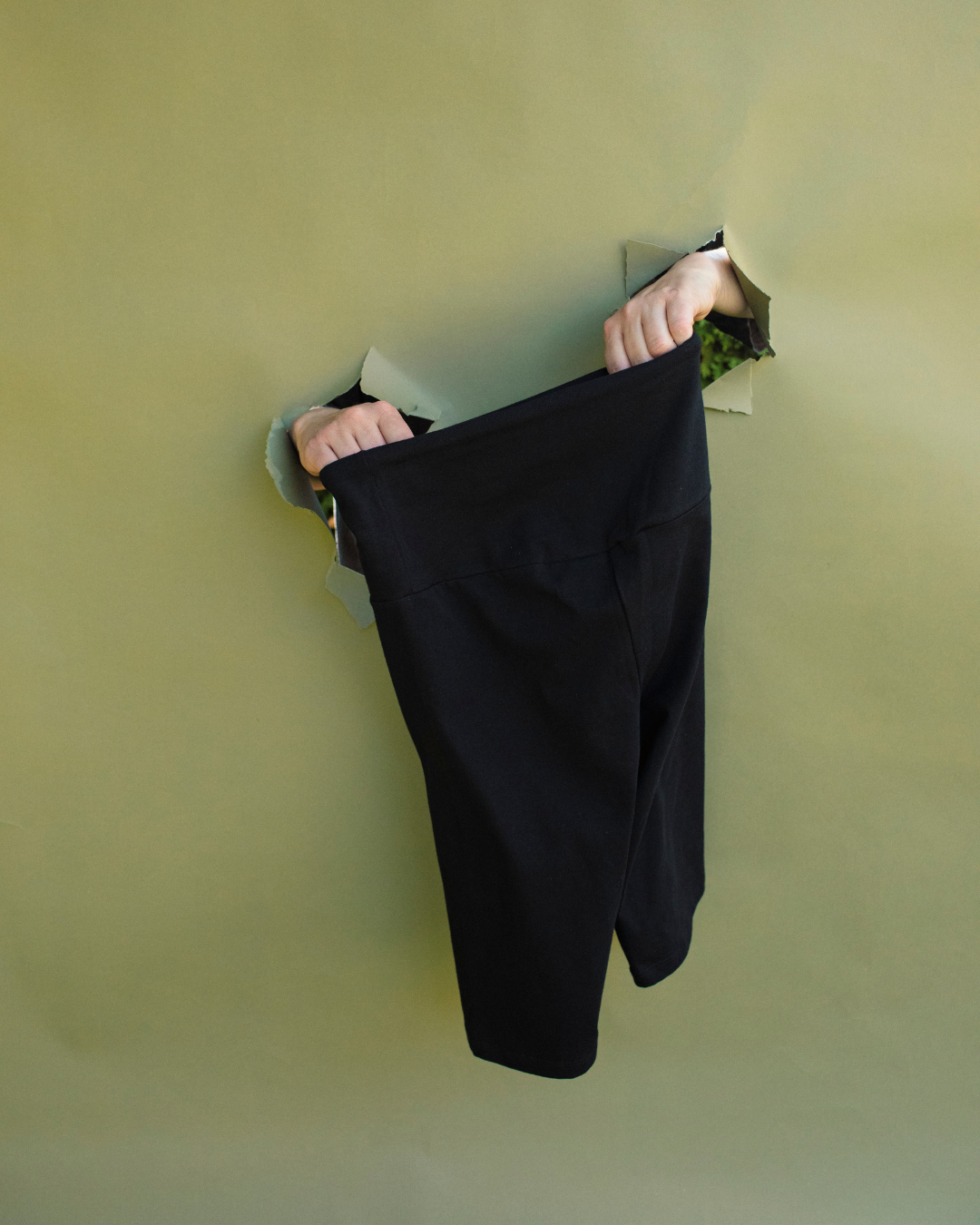 "Yuna Short" Organic Cotton Cycling Shorts (Black)