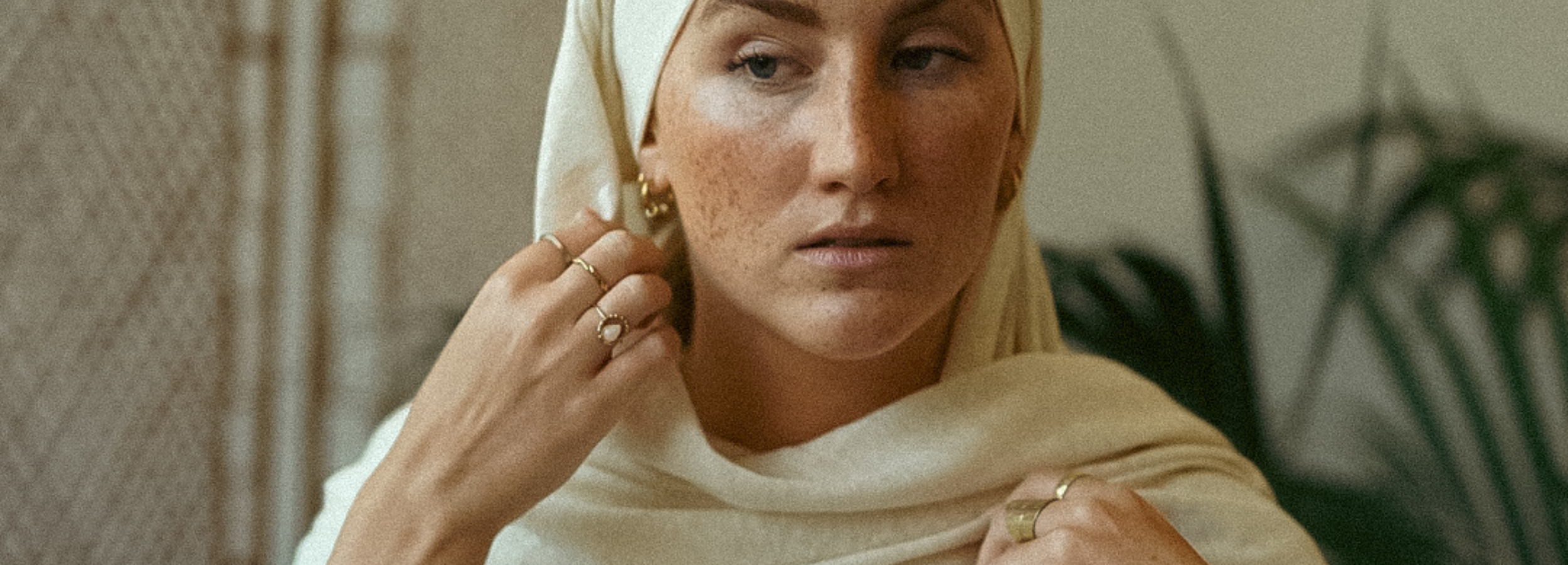 Hijabs aus Rein-Leinen