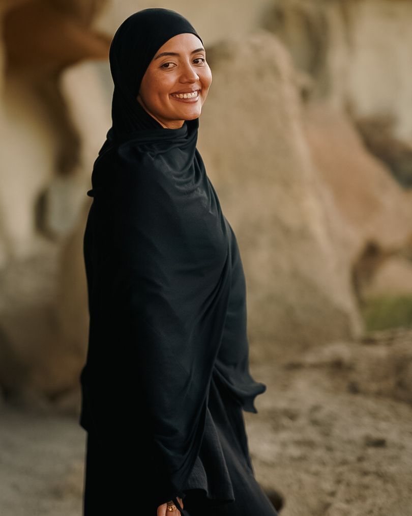 Bio-Hijab "Aurela" aus luxuriösem Micromodal und Cashmere (Black)