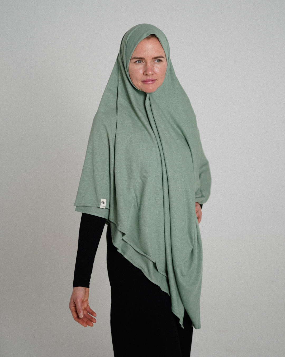 Hijab bio avec ourlet « Nessie »