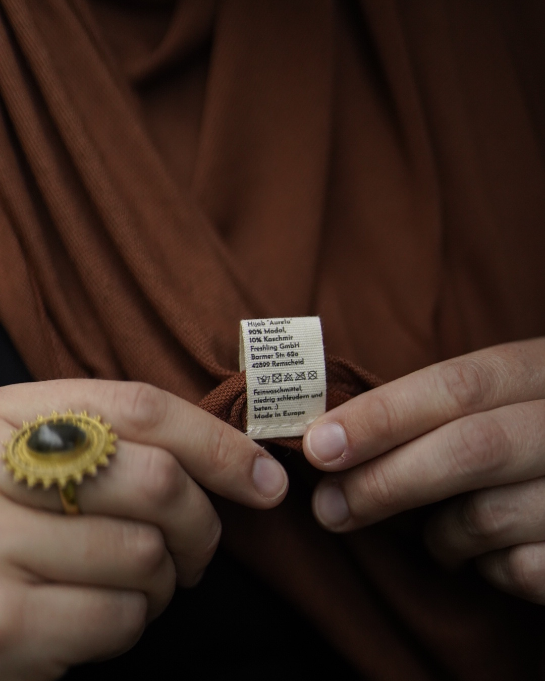 Bio-Hijab "Aurela" aus luxuriösem Micromodal und Cashmere