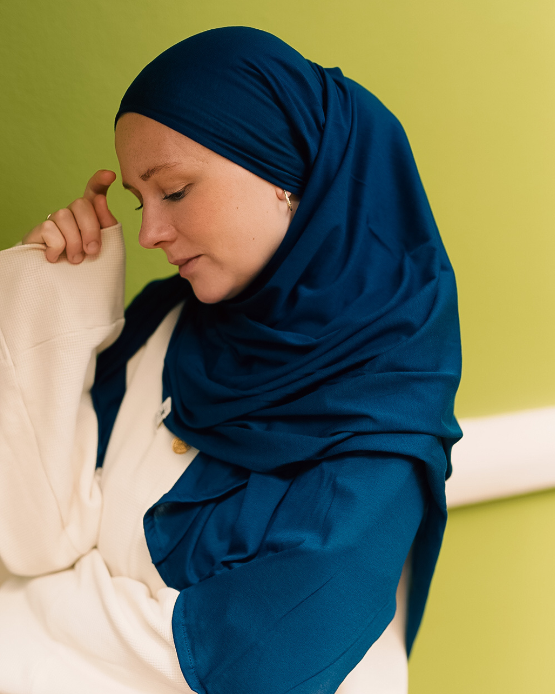 Ultra Light Hijab aus Bio-Baumwolle "Airielle" (Navy)