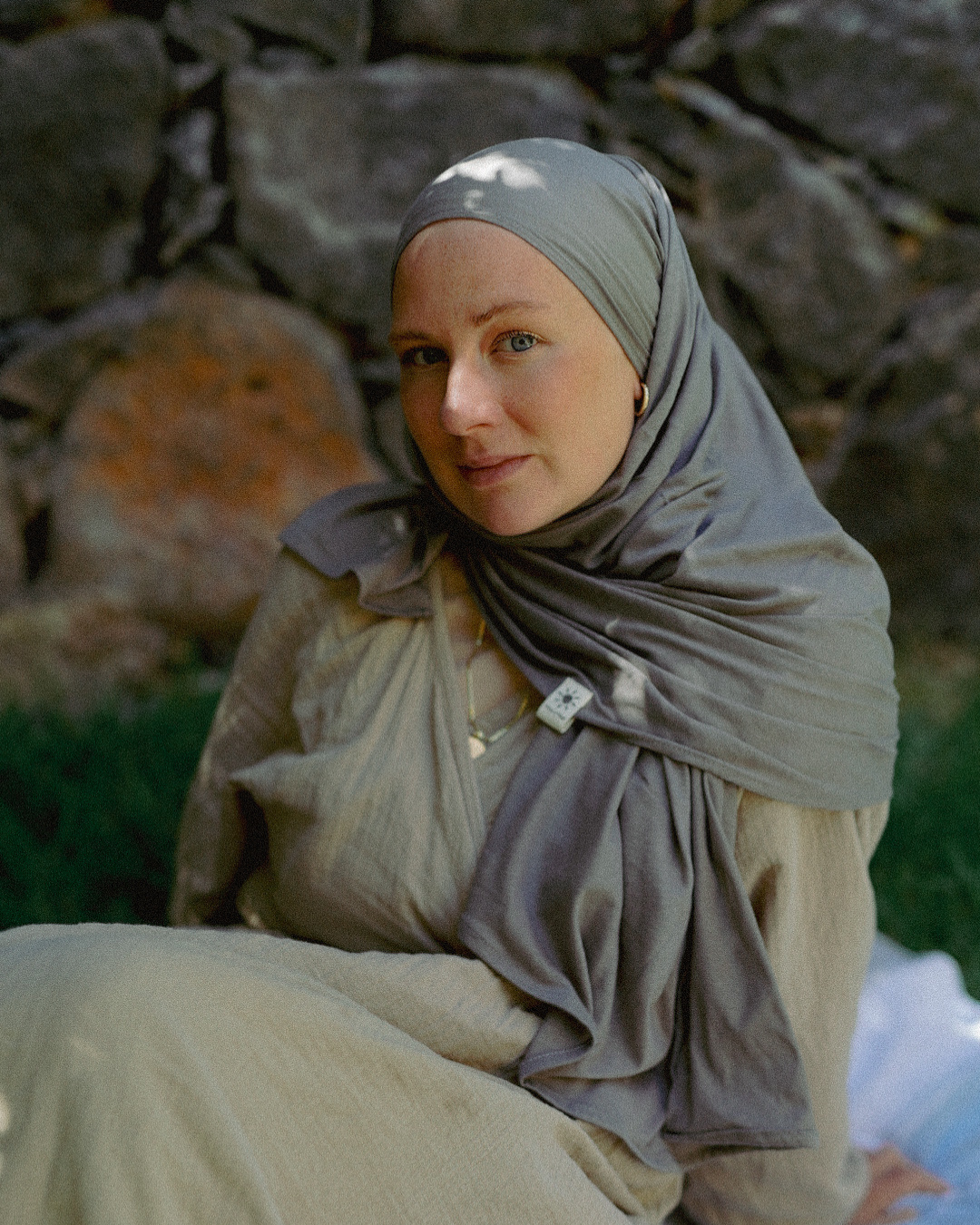 Ultra Light Hijab aus Bio-Baumwolle "Airielle" (Steel)