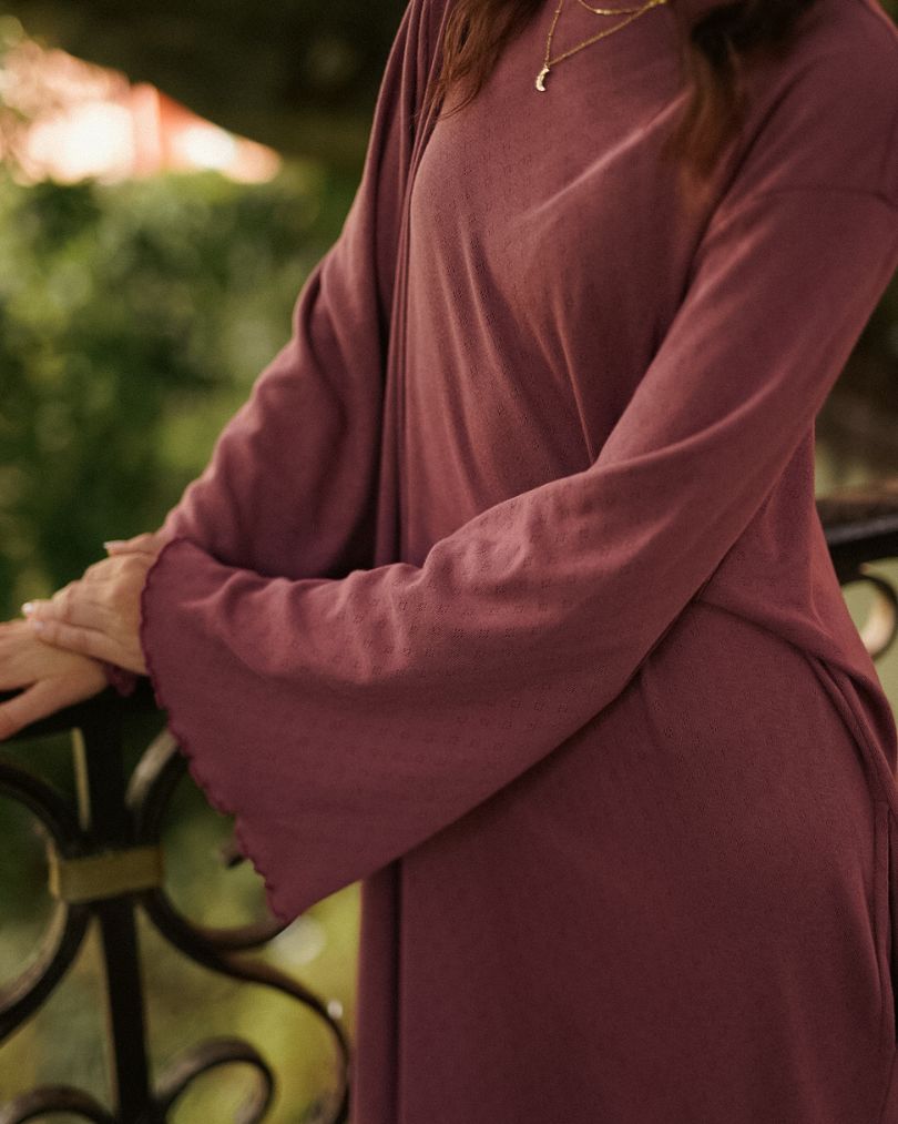 Pointelle Abaya „Amélie“ aus reiner Baumwolle (Burgundy)