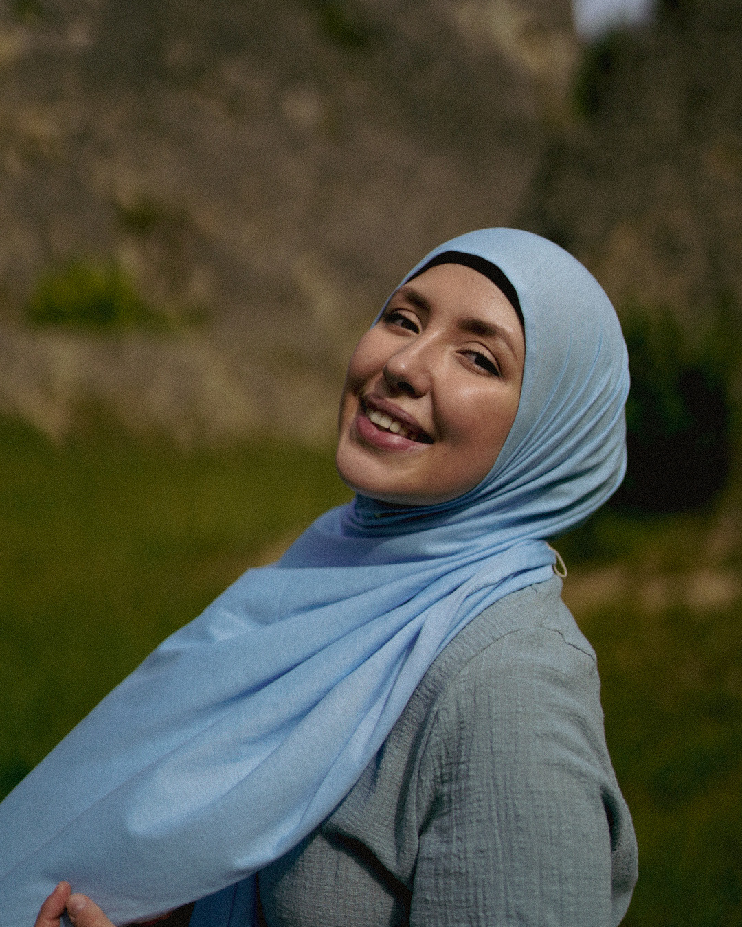 Leichter Jersey Hijab "Hava" aus 100% Bio-Baumwolle (Morning Sky)