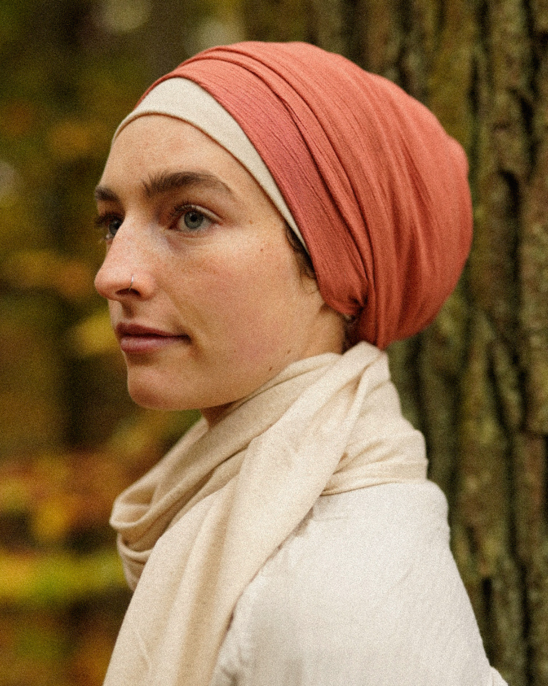 Crinkle chiffon hijab "Sandy" made of viscose and linen (Fox Red)