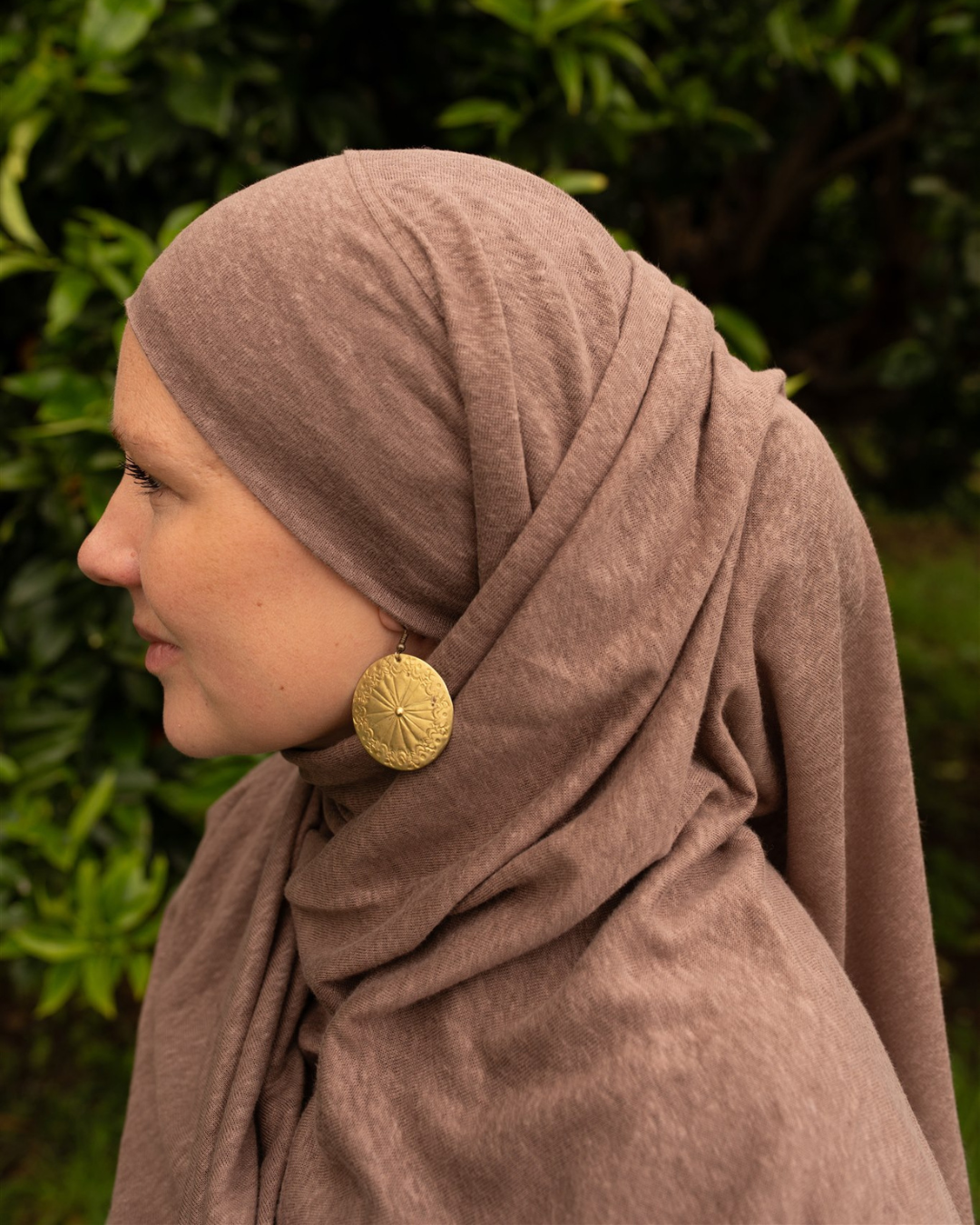 Hijab en jersey « Leena » - 100 % lin (taupe foncé)