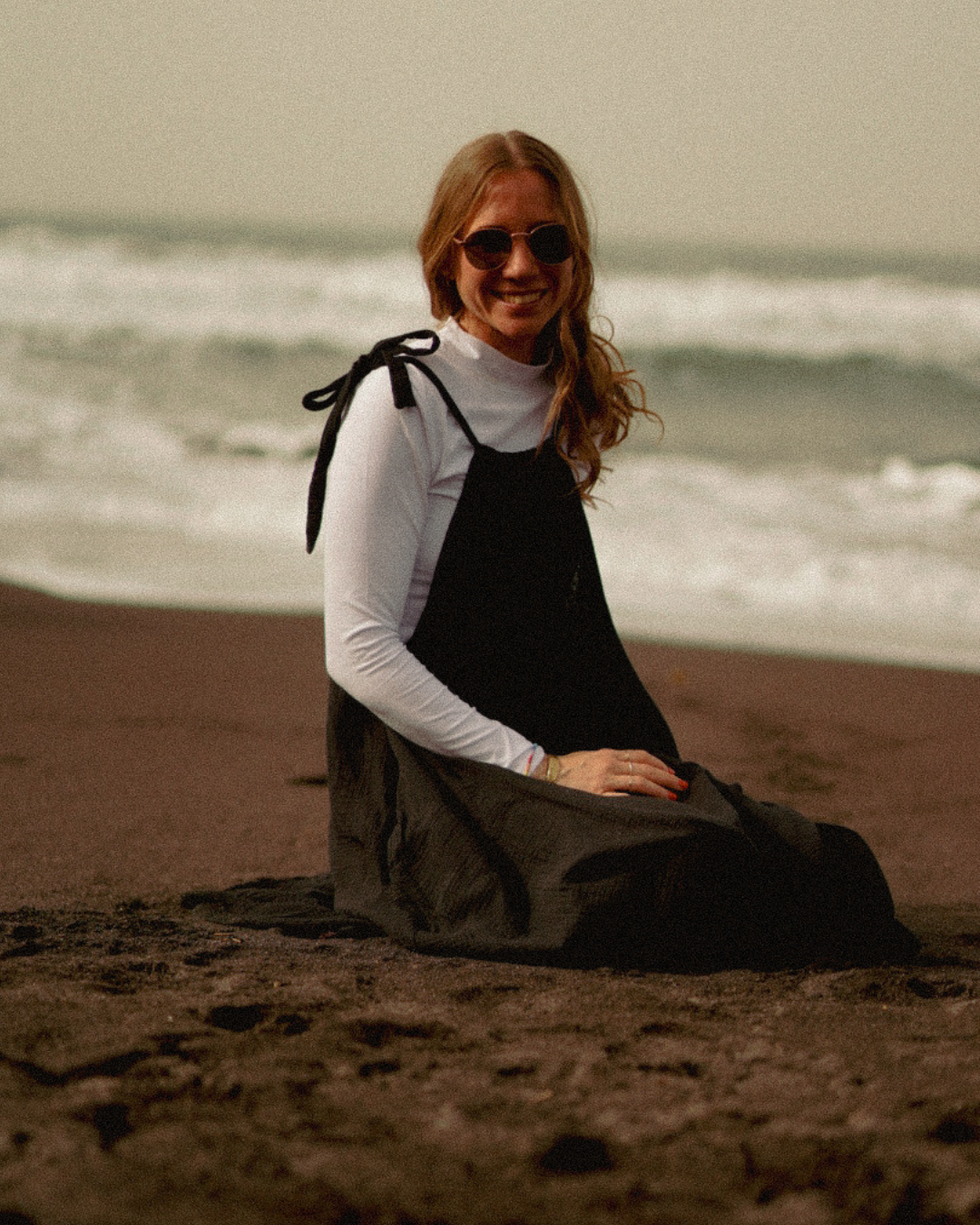 "Irma" Knot Dress Made of Organic Cotton (Black)