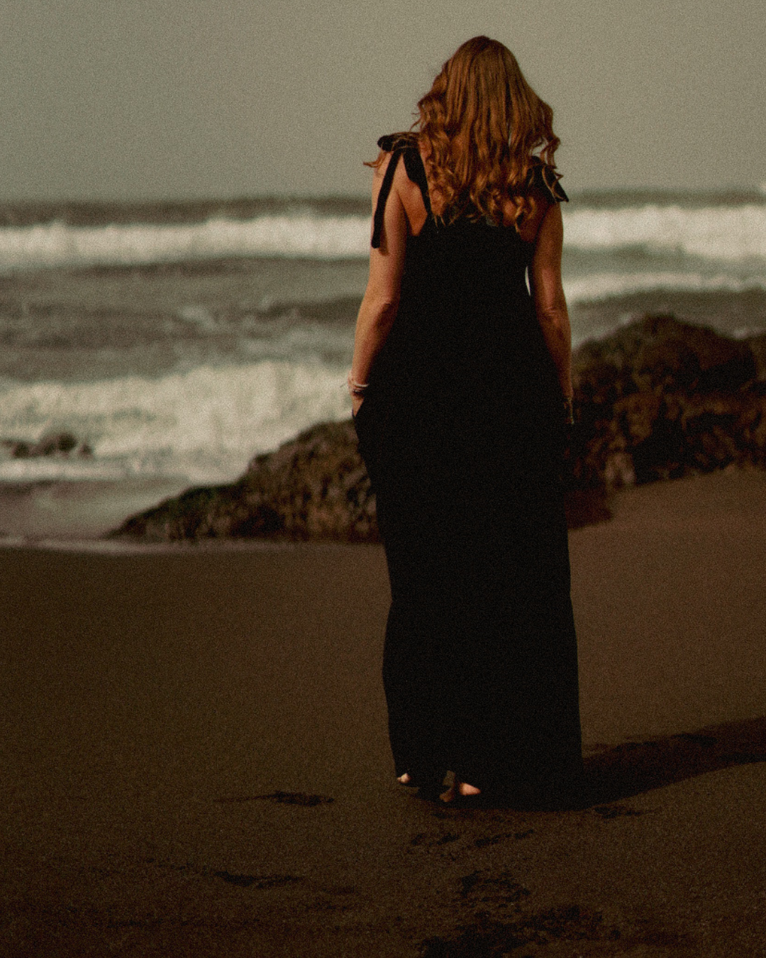 "Irma" Knot Dress Made of Organic Cotton (Black)