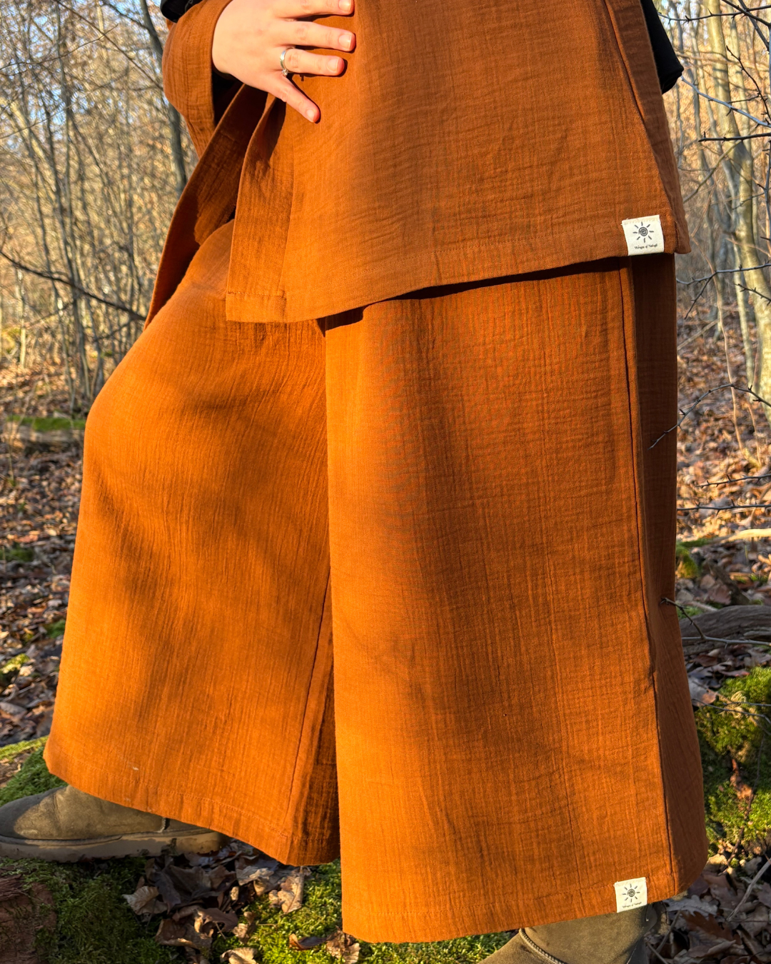 Musselin Hose "Juniper" aus Bio-Baumwolle (Caramel)