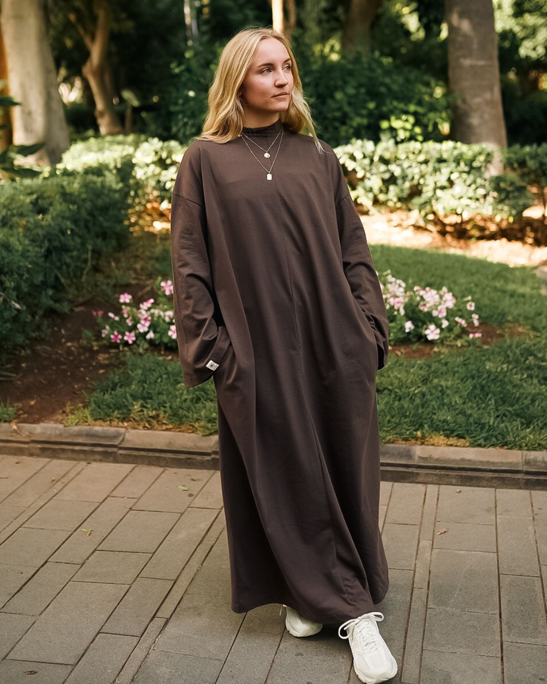 De "Lacie" shirtjurk van puur biologisch katoen (Chocolate)