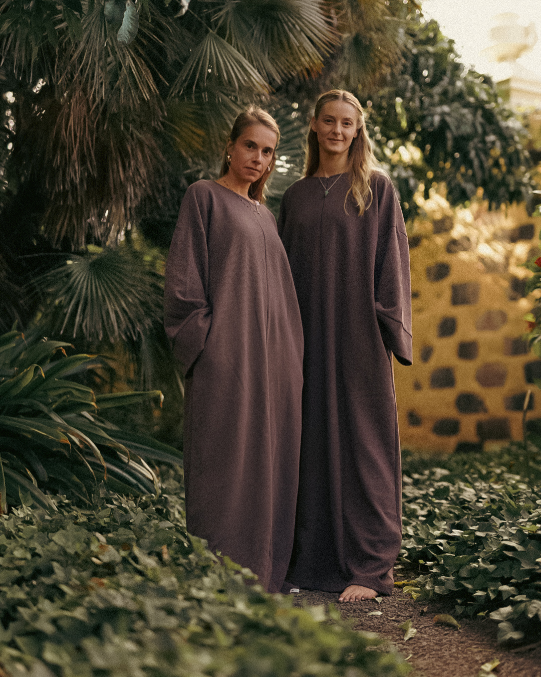 Warme Abaya "Laila" aus Bio-Baumwolle (Mousse au Chocolat)