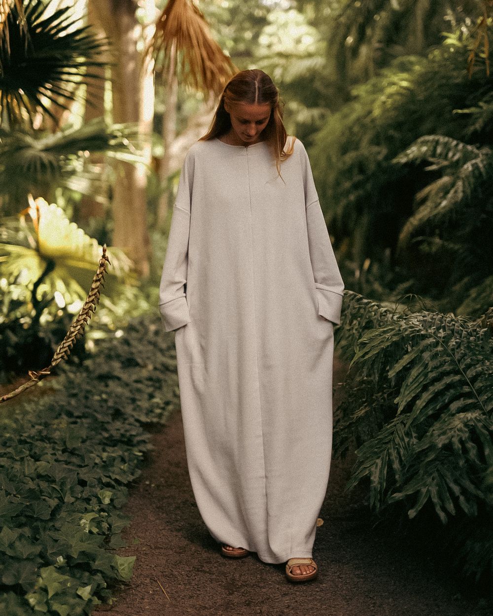 Warme Abaya "Laila" aus Bio-Baumwolle (Silver Grey)