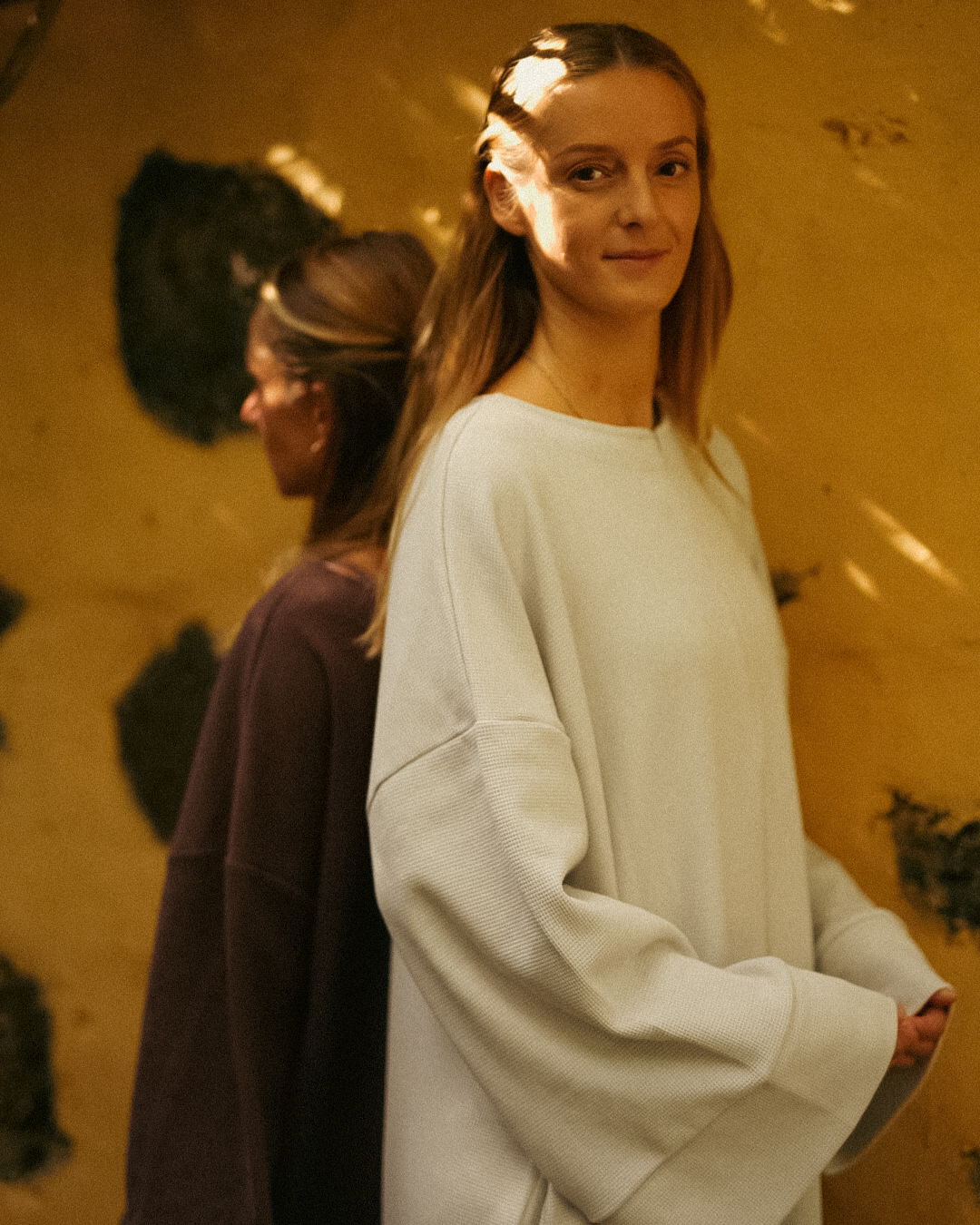 Warme Abaya "Laila" aus Bio-Baumwolle (Cloud Dancer)