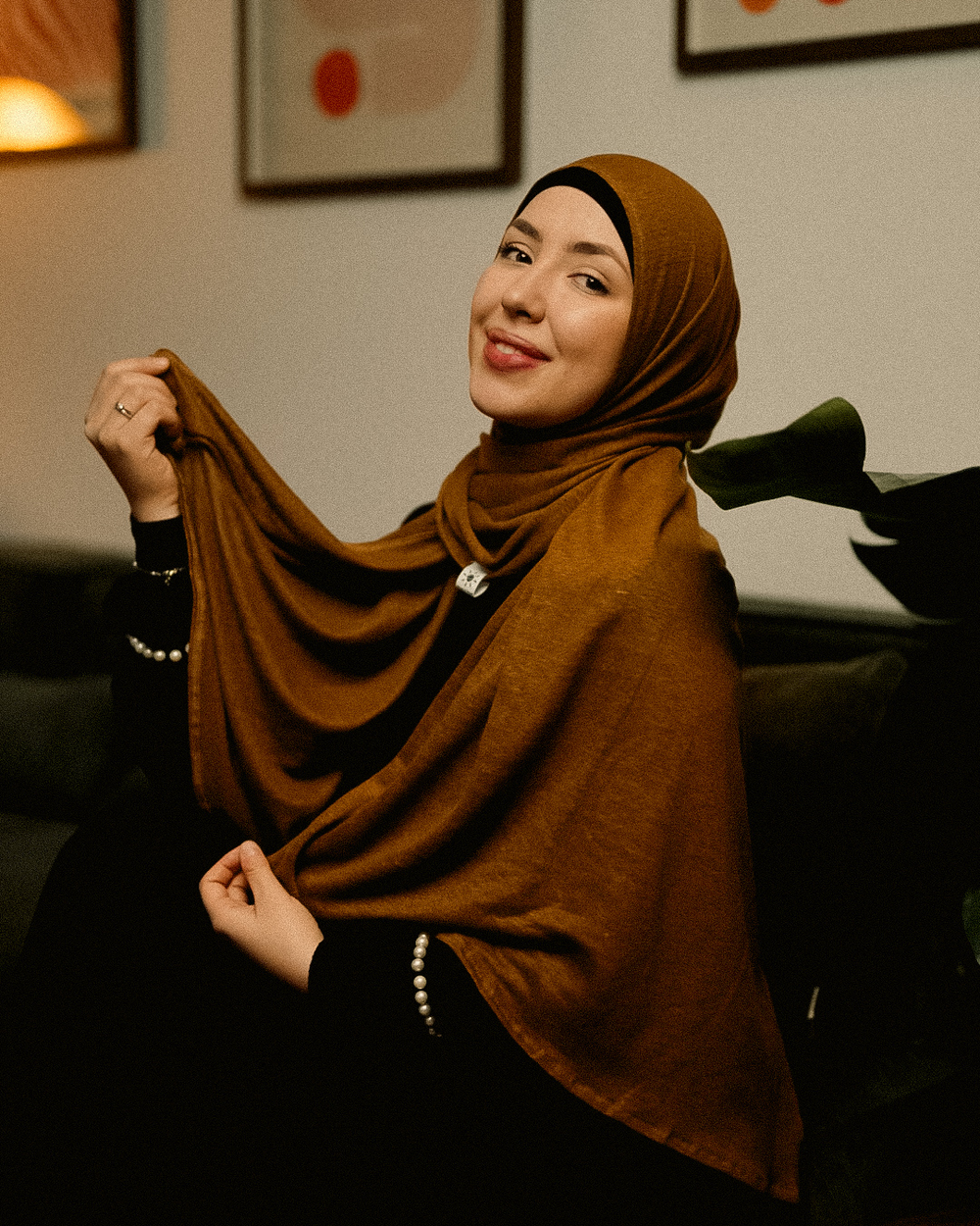Jersey Hijab - 100% Leinen - Teak - "Leena"