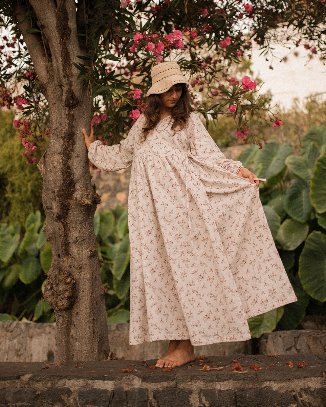 Stillfreundliche Wickel Abaya "Lunaria" aus Bio-Baumwolle (Fleur)