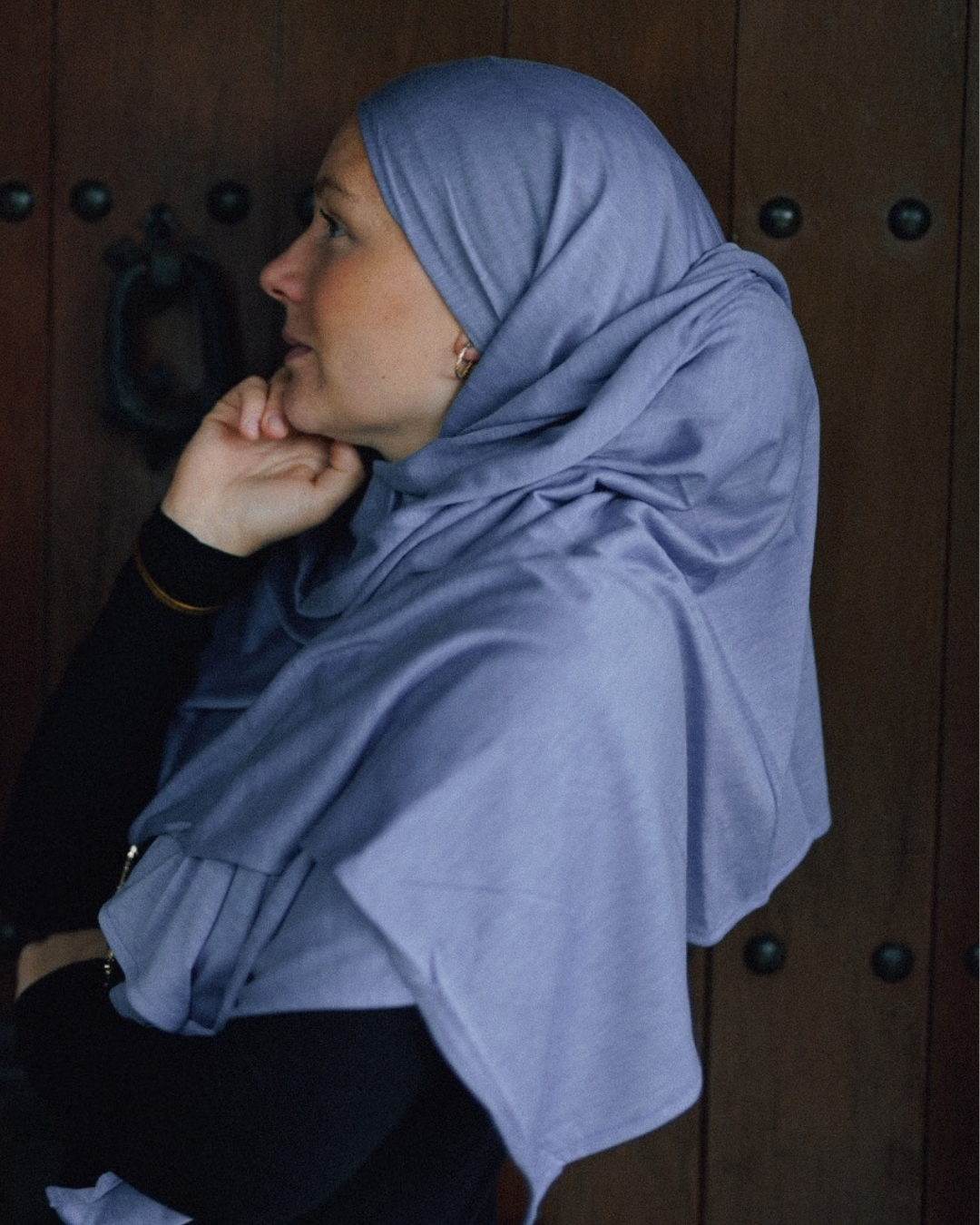 Hijab Premium Jersey « Mariposa » en soie et coton biologique (Azzurro)