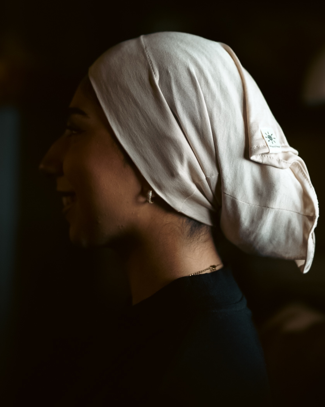 Silk and organic cotton bonnet "Mariposa" (cream)