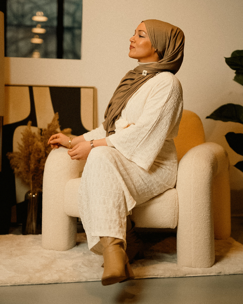 Premium jersey hijab made of silk and organic cotton hazelnut - "Mariposa"