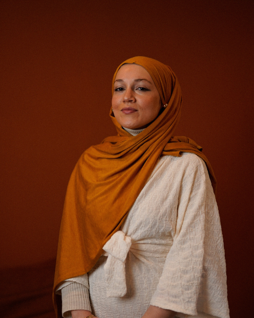 Premium Jersey Hijab aus Seide und Bio-Baumwolle Honey - "Mariposa"