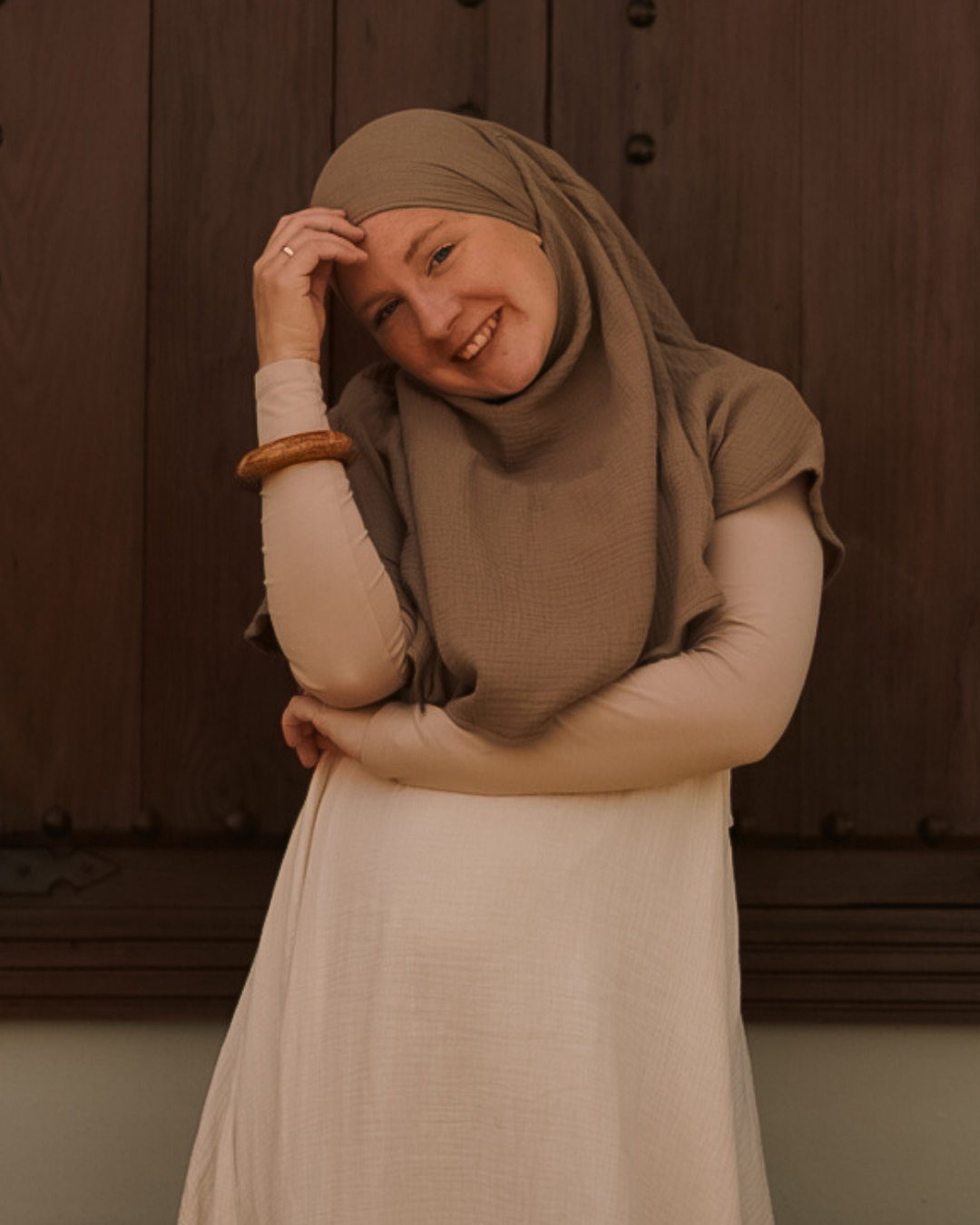 Mini Muslin Khimar (Taupe)
