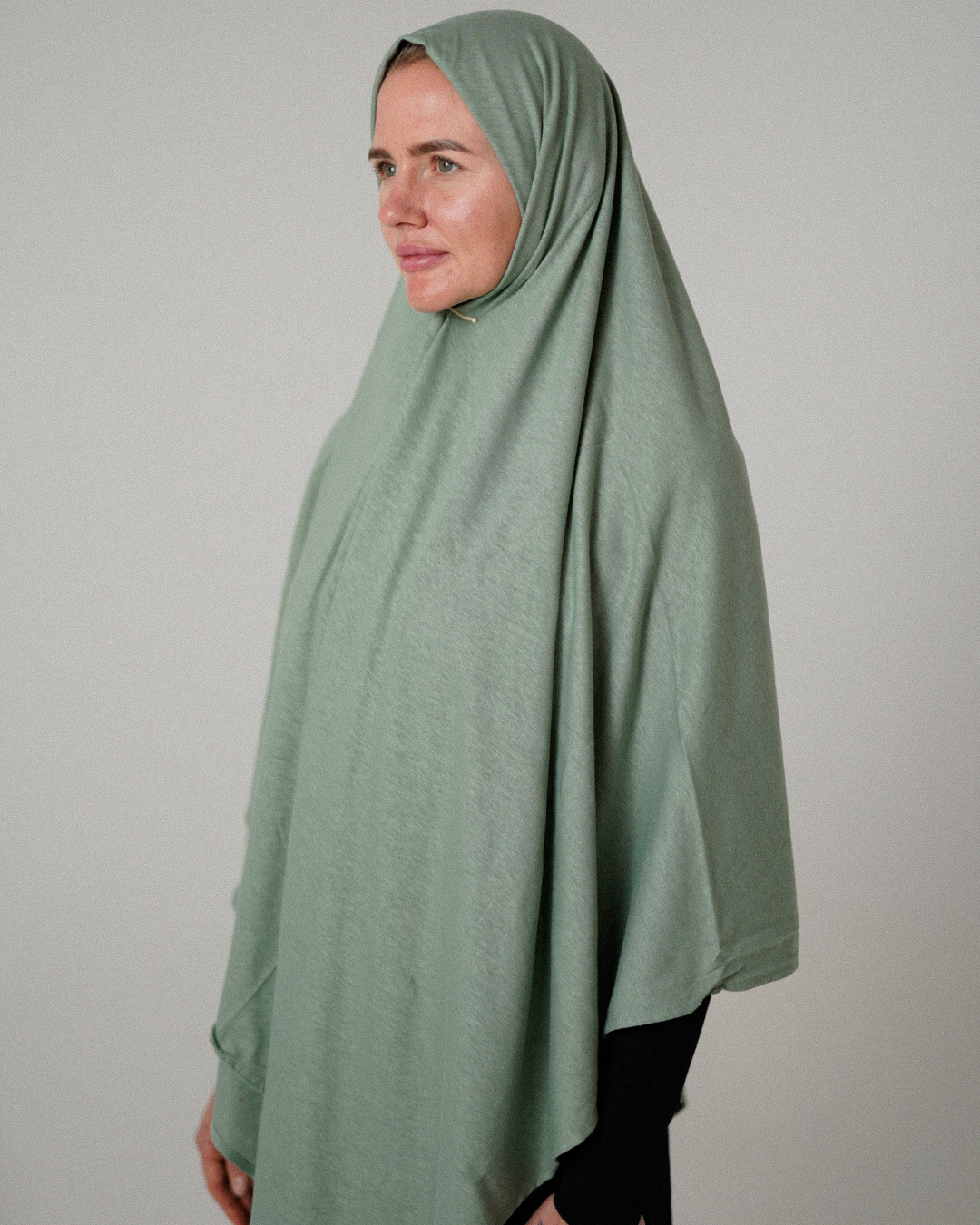 Hijab bio avec ourlet « Nessie »