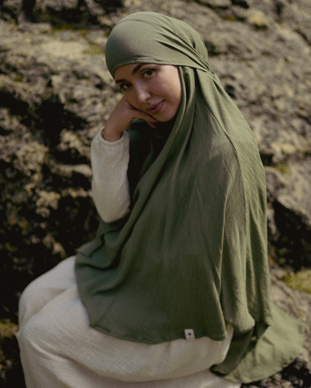 Sandy Crinkle Khimar aus Viskose und Leinen (Forest Green)