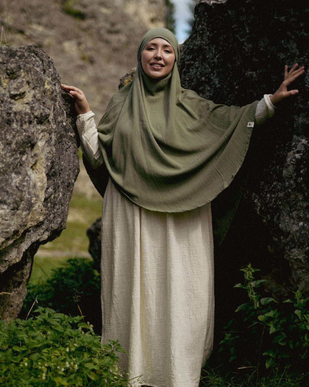 Sandy Crinkle Khimar aus Viskose und Leinen (Forest Green)