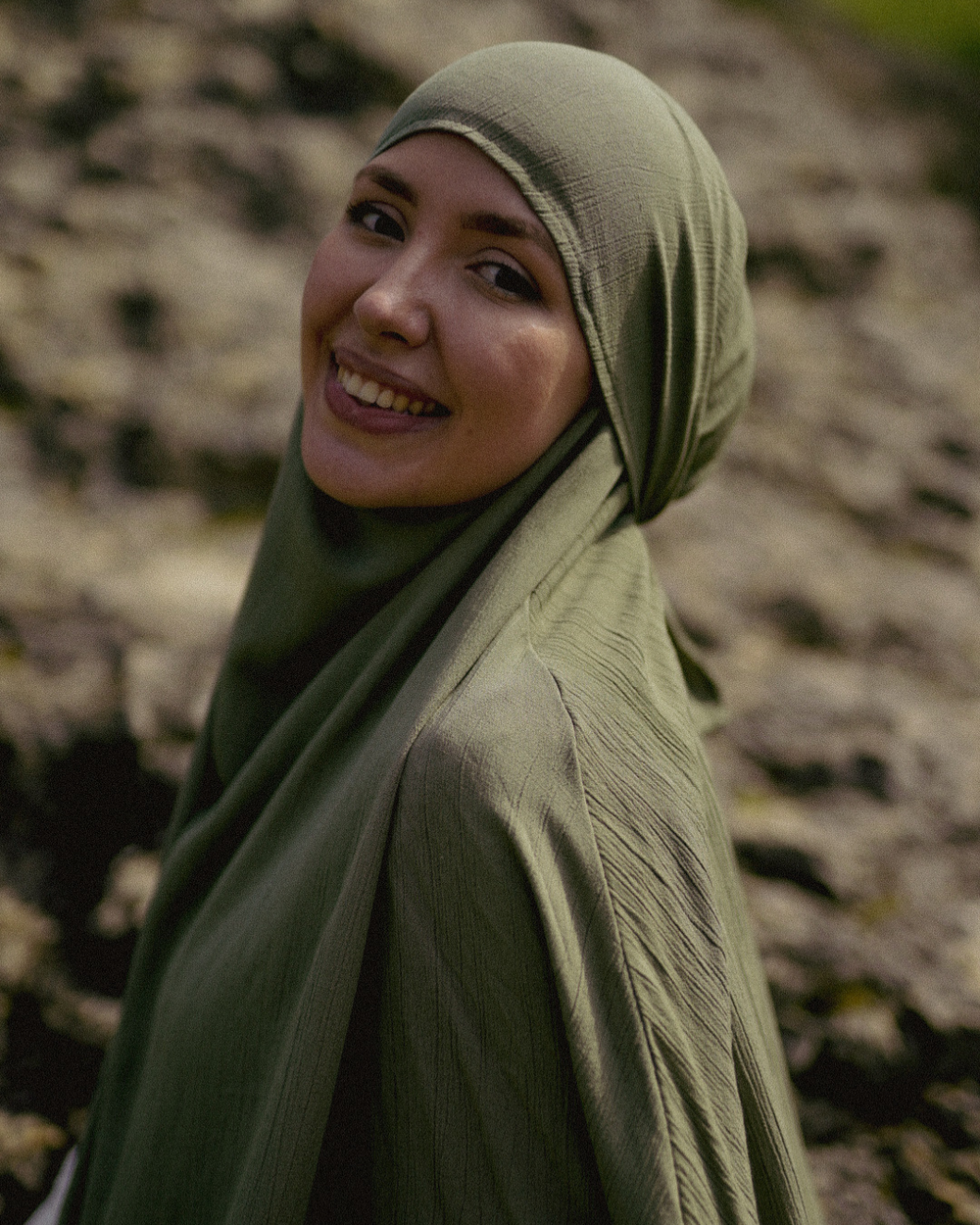 Sandy Crinkle Khimar aus Viskose und Leinen (Forest Green)