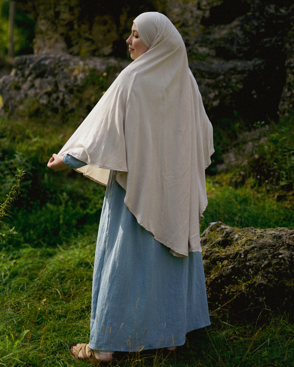 Sandy Crinkle Khimar aus Viskose und Leinen (Linen Beige)
