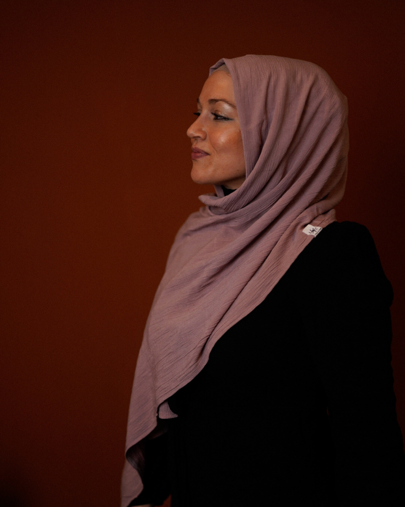 Crinkle chiffon hijab made of viscose and linen Lilac - Sandy