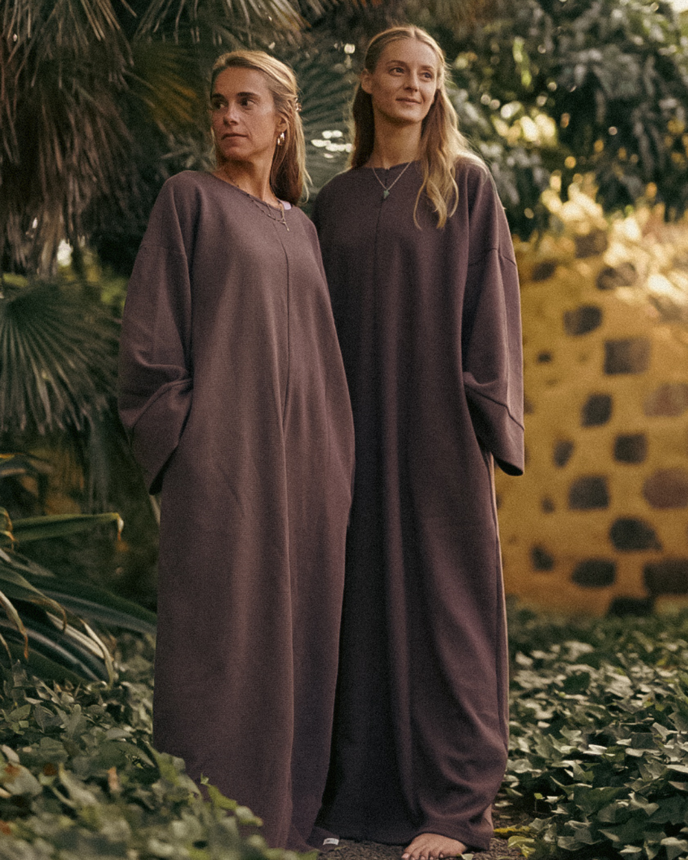 Warme Abaya "Laila" aus Bio-Baumwolle (Mousse au Chocolat)