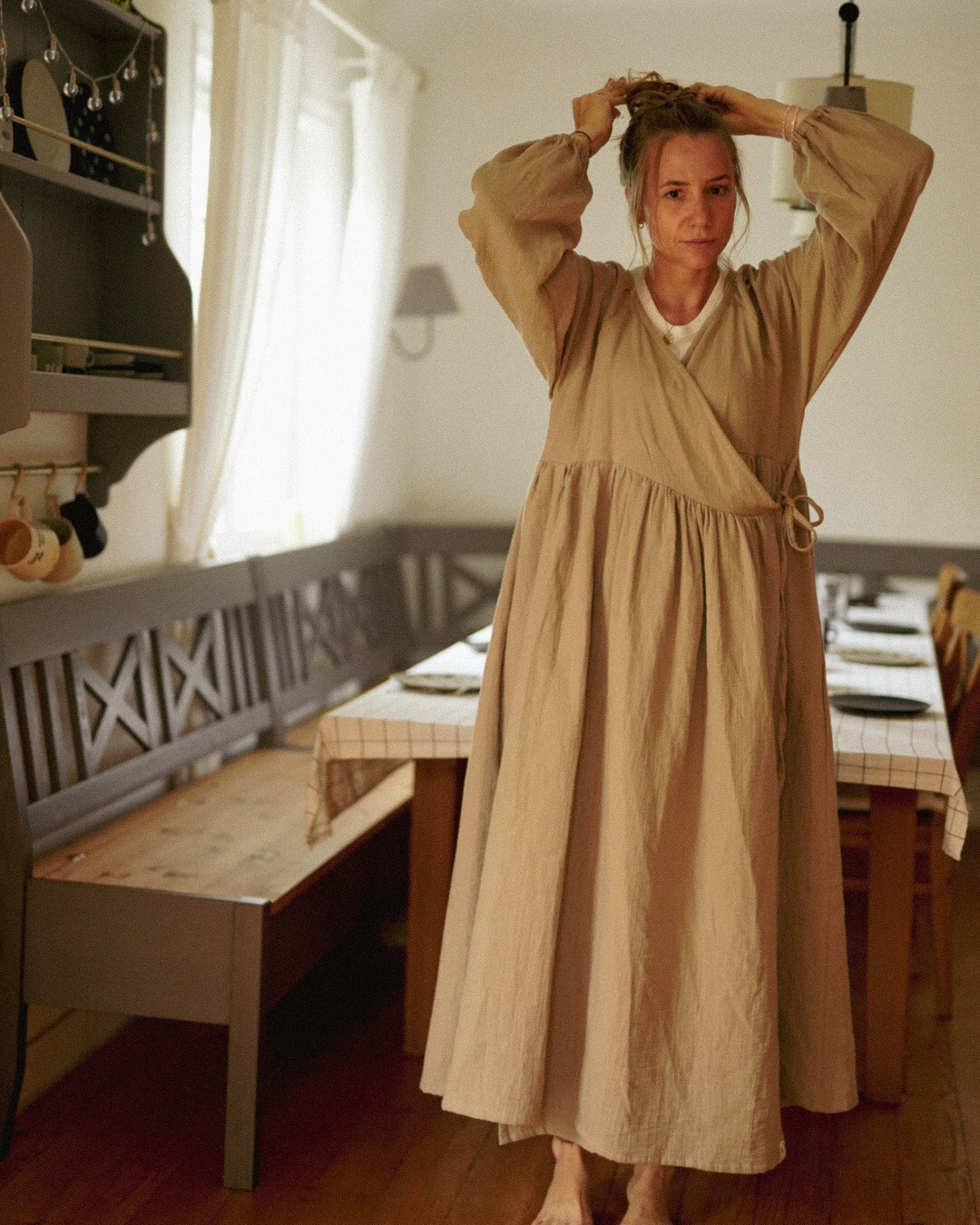 Stillfreundliche Wickel Abaya "Lunaria" aus Bio-Baumwolle (Vintage Taupe)