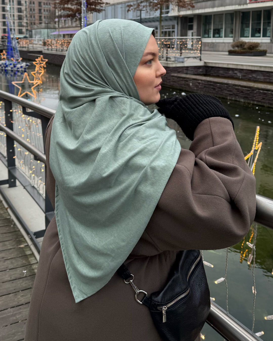 Hijab bio avec ourlet « Nessie »